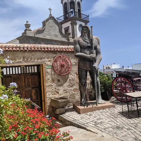 Rural Senderos De Abona מלון 3*